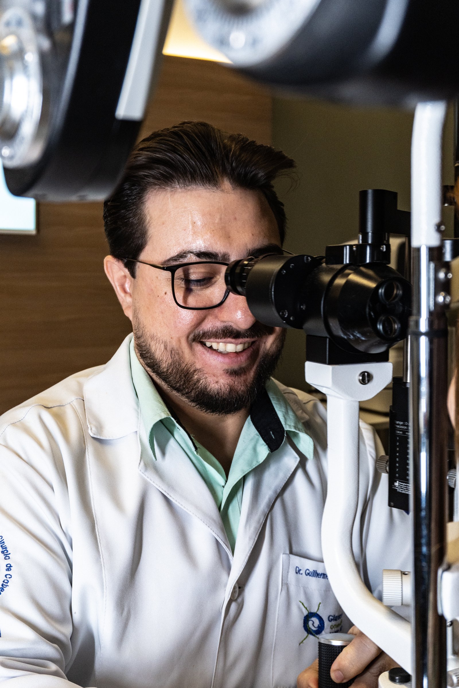Dr. Guilherme Marques L'Apiccirella em Atendimento